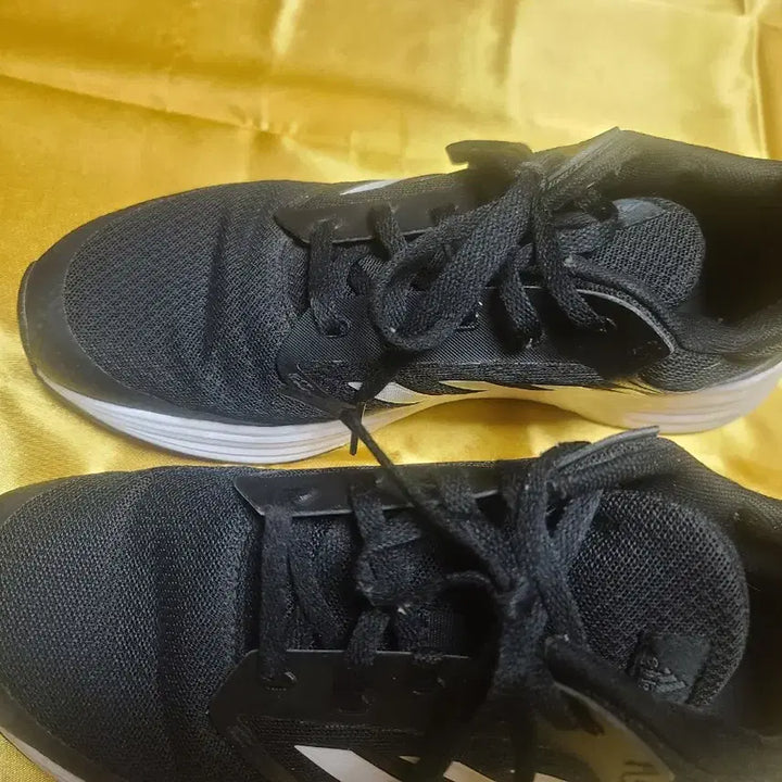 [BUNJANG] Adidas Cloudfoam Sneakers / 아디다스 운동화 검흰 클라우드폼:상태는최상입니다