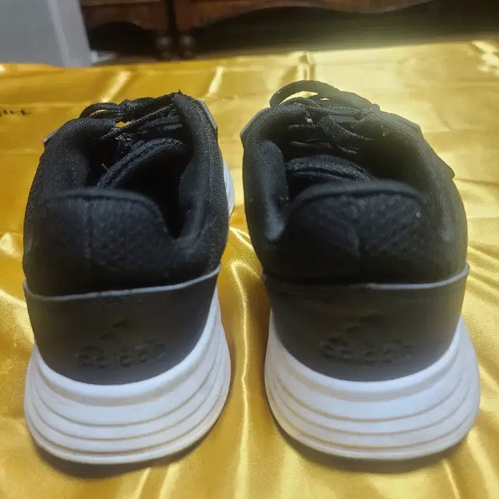 [BUNJANG] Adidas Cloudfoam Sneakers / 아디다스 운동화 검흰 클라우드폼:상태는최상입니다