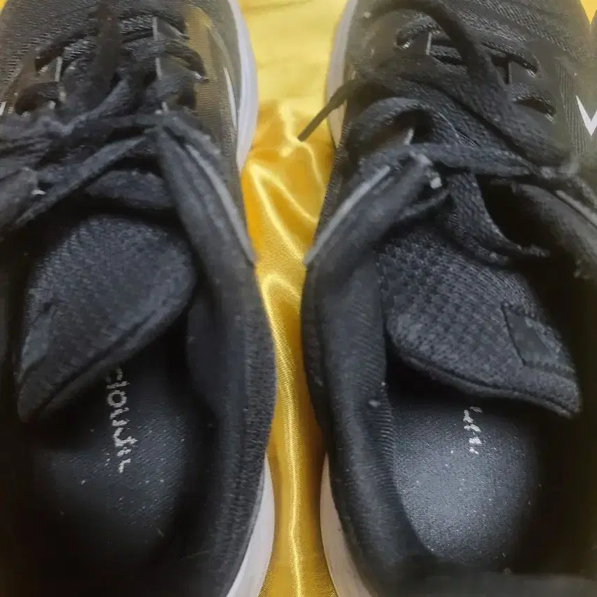 [BUNJANG] Adidas Cloudfoam Sneakers / 아디다스 운동화 검흰 클라우드폼:상태는최상입니다