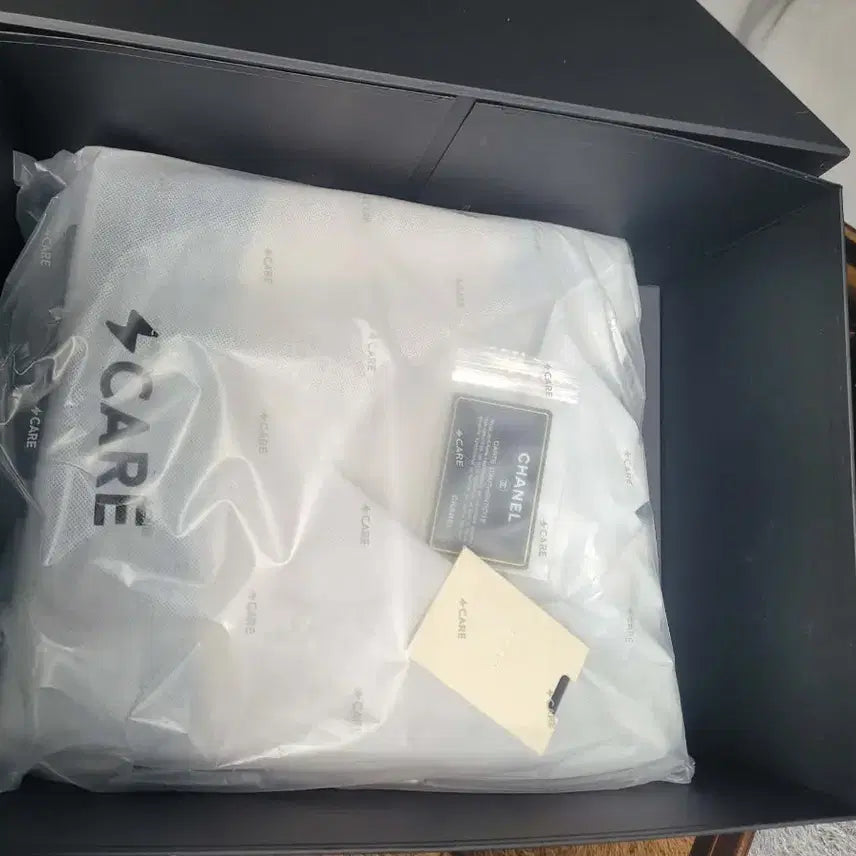 [BUNJANG] Chanel Gabrielle Medium Shoulder Bag / 내가 샤넬 가브리엘 미듐이닷 검수완료 정품