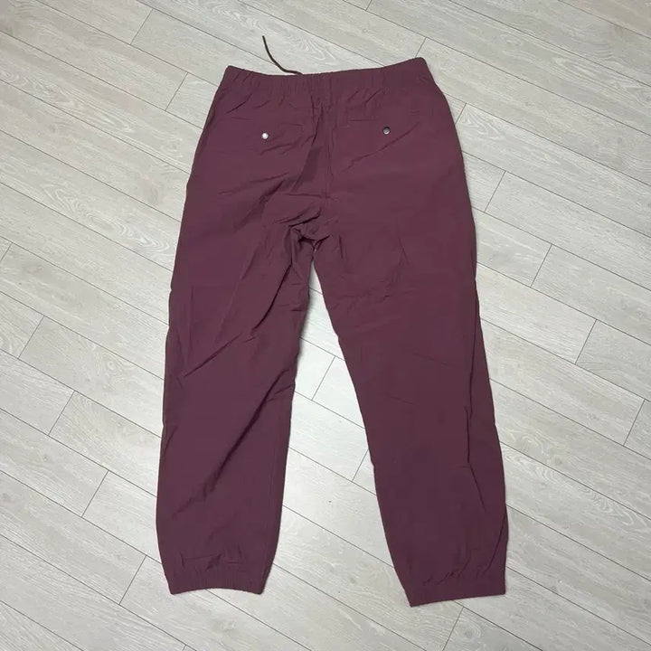 [BUNJANG] thisisneverthat Gym Pants Plum Pink Nylon Pants M / 무배 디스이즈네버댓 짐 팬츠 플럼 핑크 나일론 바지 m 30