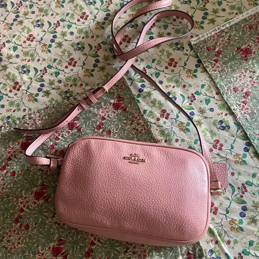 [BUNJANG] Coach Crossbody Bag / 코치 크로스가방