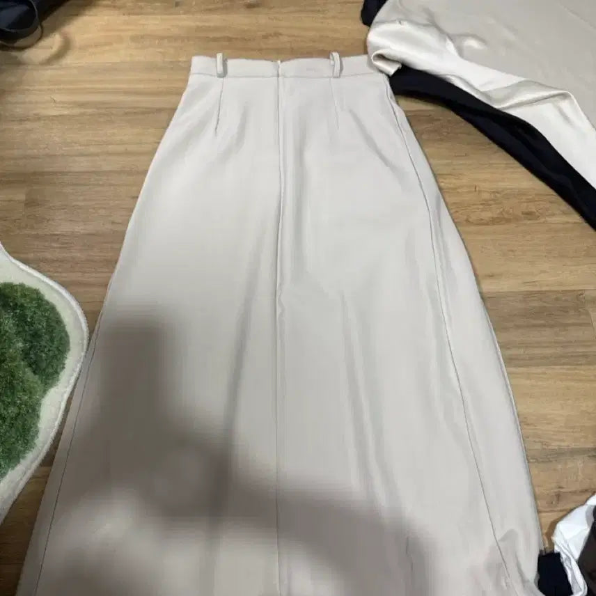 [BUNJANG] Long Pleated Skirt / 롱 플리츠 스커트