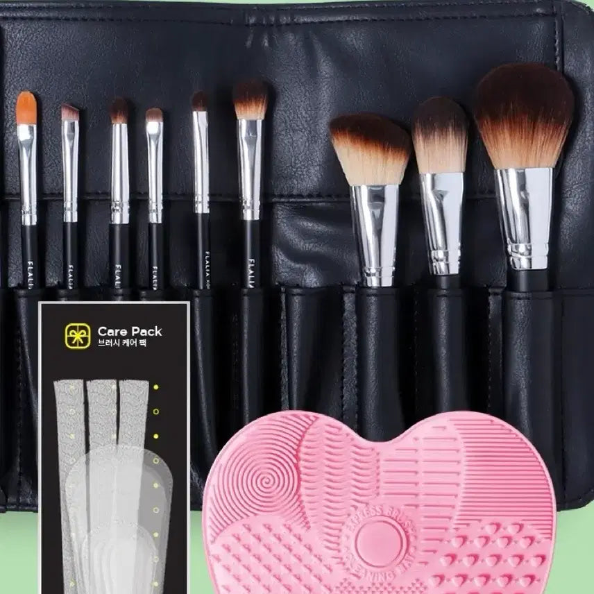 [BUNJANG] Flalaria Makeup Brush Set / 새상품)에이블리 플라리아 화장 브러쉬 파우치 세척패드 교신
