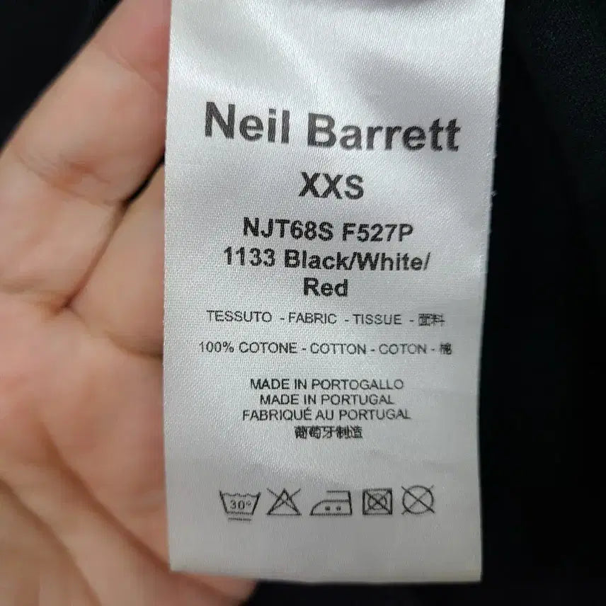 [BUNJANG] Neil Barrett Black Embroidered T-shirt / 닐바렛/XXS/여/블랙 자수반팔티/앨리스/202