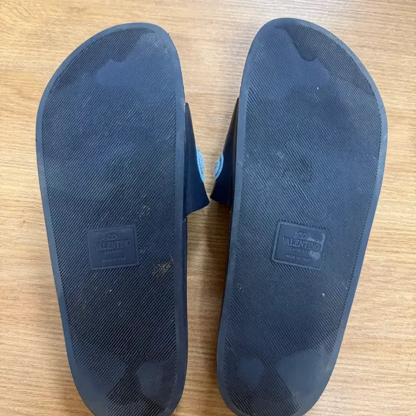 [BUNJANG] Valentino Garavani Navy Slippers / 발렌티노 슬리퍼 280