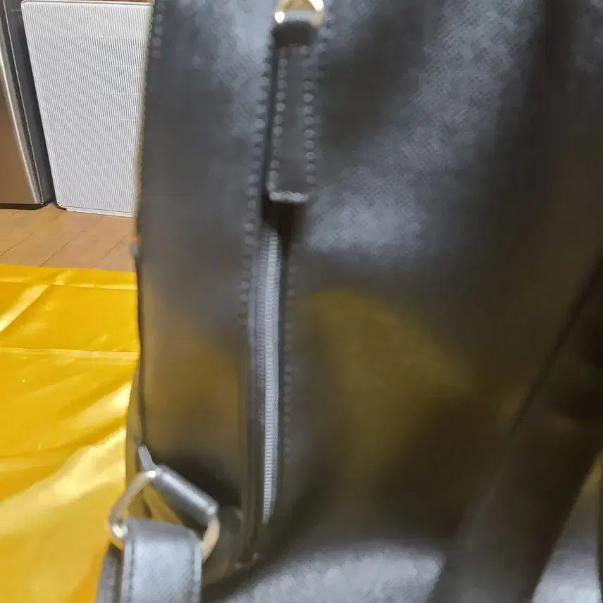 [BUNJANG] Anne Klein Black Backpack / 앤클라인 블랙 백팩:큽니다 노트북들어가고다용도로 좋아요