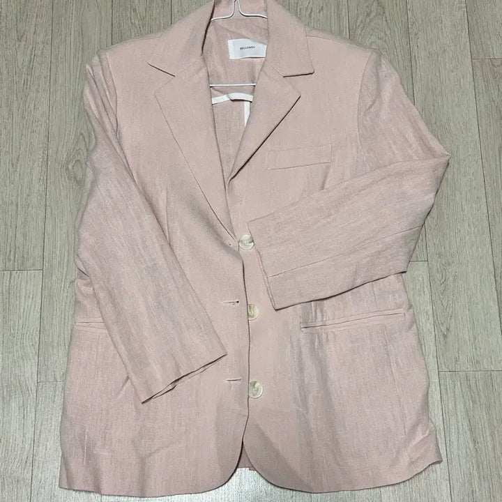 [BUNJANG] Spring Jacket Bundle Set (Strawberry Milk + Black) / 일괄 판매! 봄 자켓 2벌(딸기우유 컬러 + 블랙 기본템)