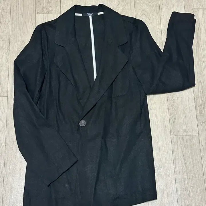 [BUNJANG] Spring Jacket Bundle Set (Strawberry Milk + Black) / 일괄 판매! 봄 자켓 2벌(딸기우유 컬러 + 블랙 기본템)