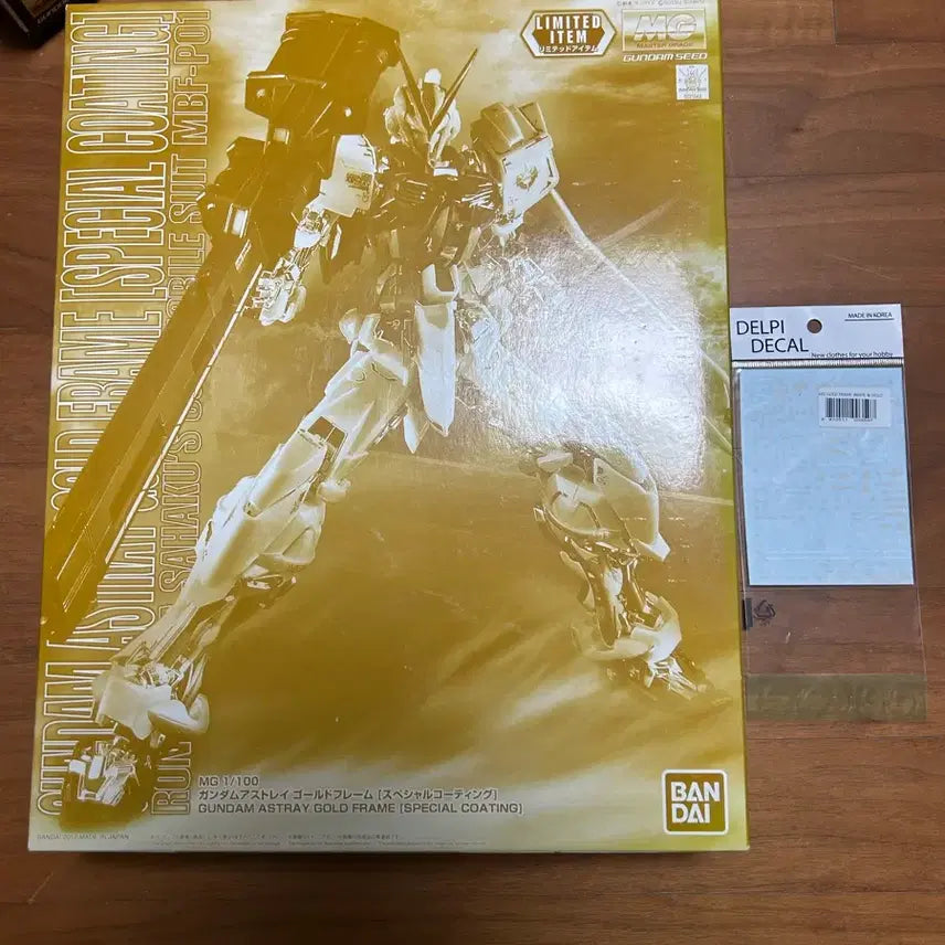 [BUNJANG] Bandai MG Astray Gold Frame Coated Model Kit / 반다이 MG 아스트레이 골드프레임 코팅 + 델피데칼(홀로그램)