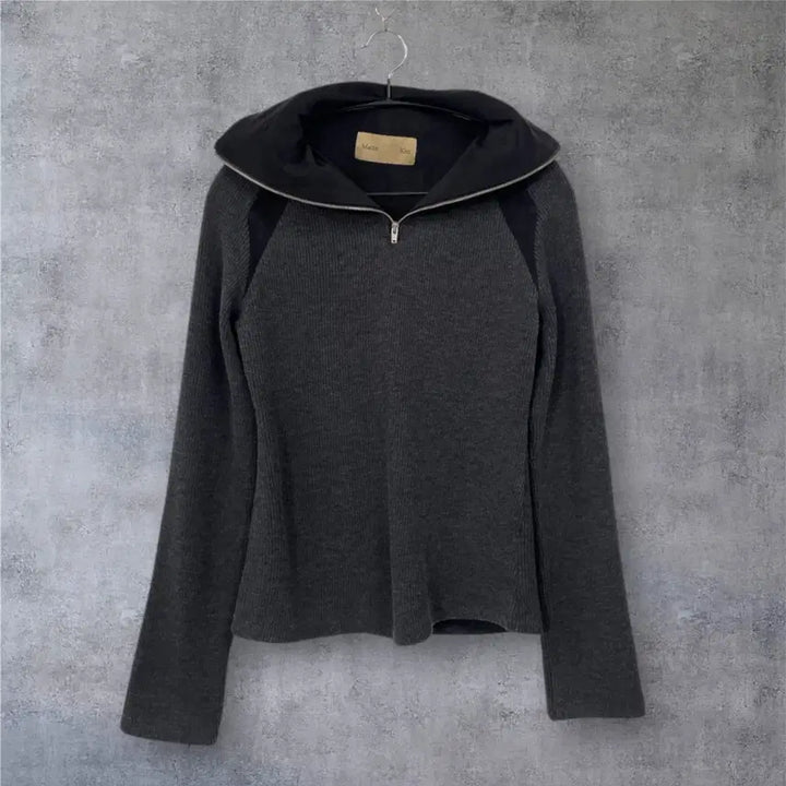 [BUNJANG] Matin Kim Charcoal High-Neck Raglan Half-Zip Knit / 마뗑킴 Matin Kim 차콜 하이넥 래글런 하프집업 니트