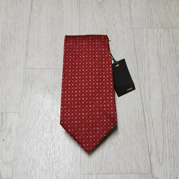 [BUNJANG] Fendi Necktie / 펜디 정품 새상품 낵타이