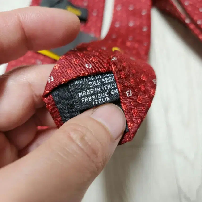 [BUNJANG] Fendi Necktie / 펜디 정품 새상품 낵타이