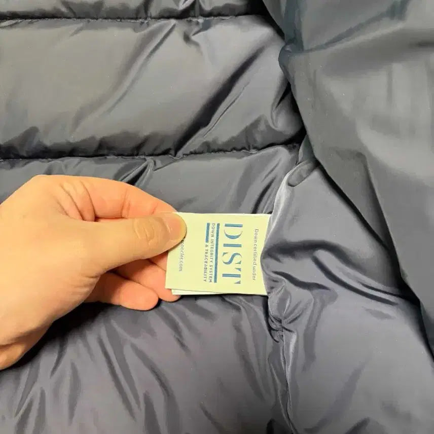 [BUNJANG] Moncler Cluny Navy Down Jacket / 몽클레어 클루니 5사이즈 네이비