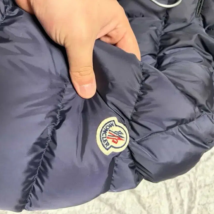 [BUNJANG] Moncler Cluny Navy Down Jacket / (새상품급)몽클레어 클루니 4사이즈 네이비