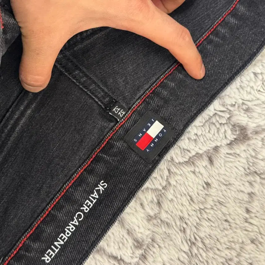 [BUNJANG] Tommy Jeans Skater Carpenter Black Denim 32 / 타미진스 스케이터 카펜터 흑청 32