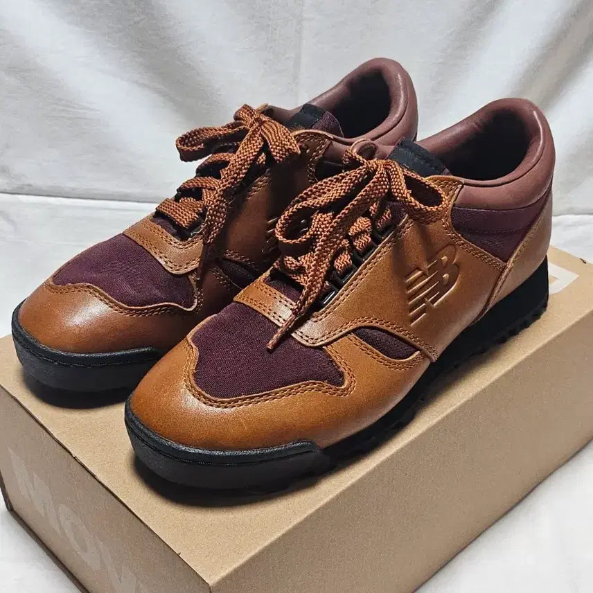 [BUNJANG] New Balance Rainier Hiking Shoes / 뉴발란스 레이니어 rainier 265 트레킹화