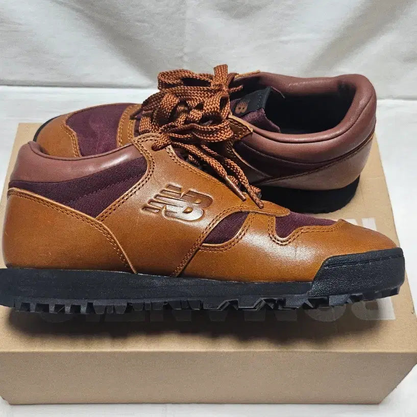 [BUNJANG] New Balance Rainier Hiking Shoes / 뉴발란스 레이니어 rainier 265 트레킹화