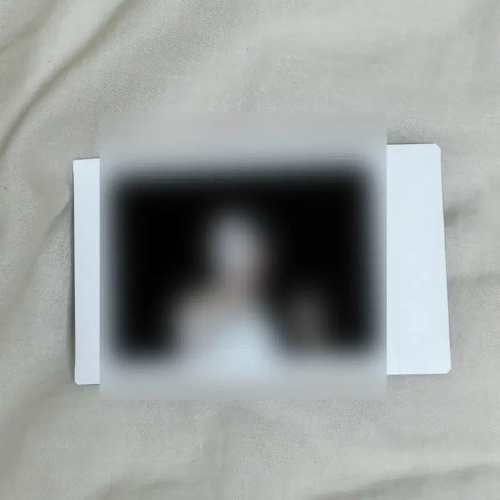 [BUNJANG] fromis_9 Lee Na Gyung Signed Polaroid / 프로미스나인 이나경 싸폴 싸인폴라로이드