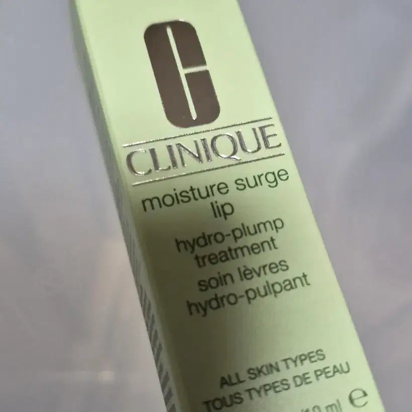[BUNJANG] Clinique Moisture Surge Lip Balm 10ml / 크리니크 모이스춰 써지 립 립밤 립그로즈 10ml