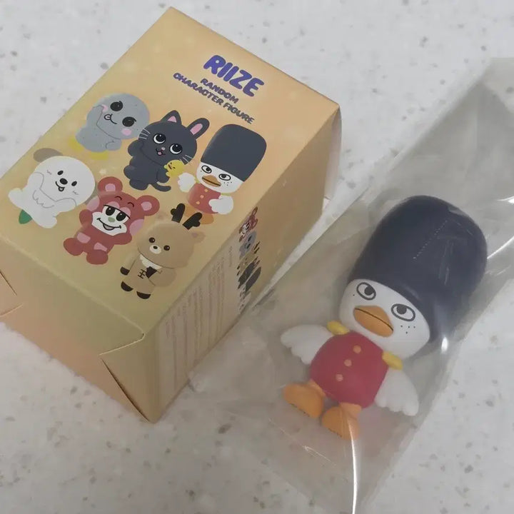 [BUNJANG] RIIZE Sohee Ddor-byeong Figure (Sealed) / 라이즈 소희 똘병 미개봉 피규어 양도