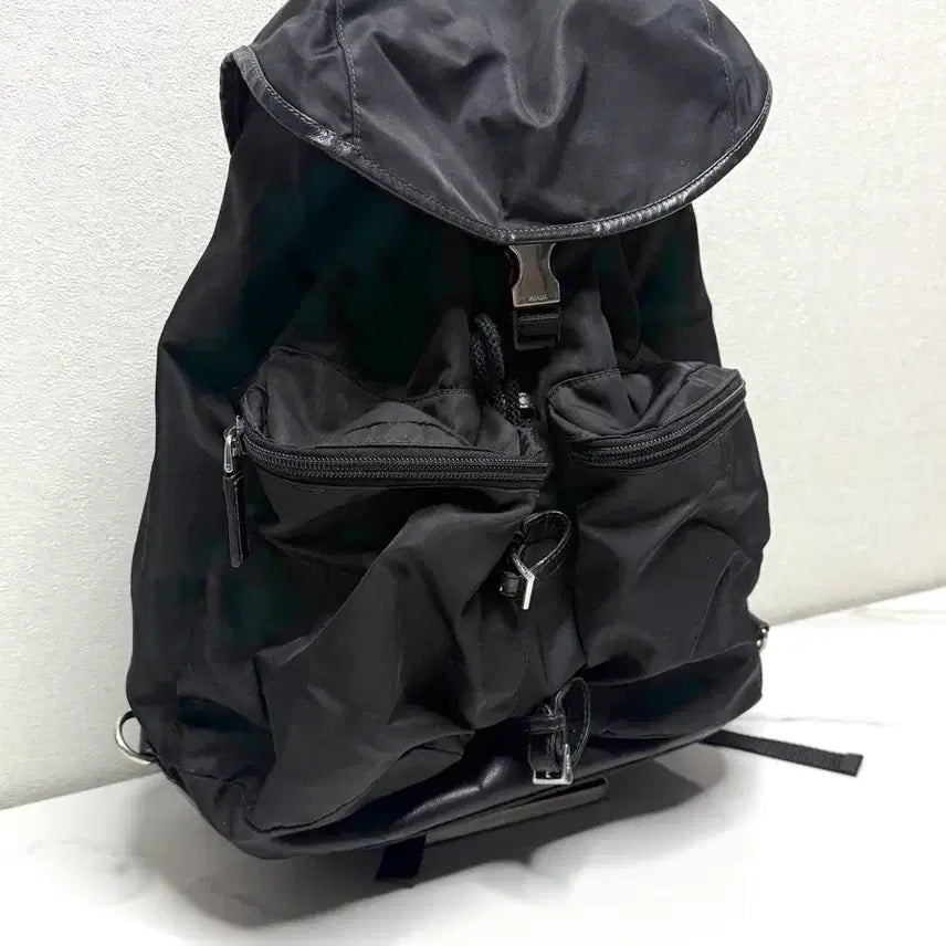 [BUNJANG] Prada Nylon Saffiano Leather Backpack / 프라다 나일론 사피아노 레더 백팩