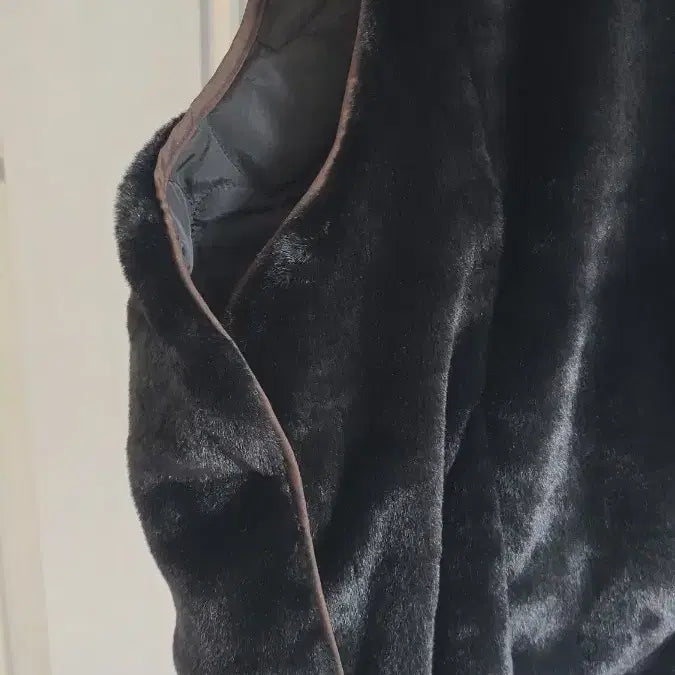 [BUNJANG] Reversible Mink Quilted Vest (88-99) / 새상품 빅사이즈 리버시블 밍크 누빔조끼(88-99)