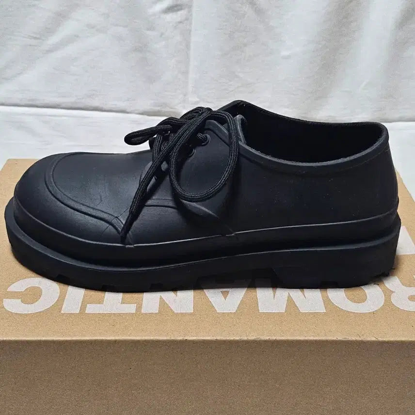 [BUNJANG] Zara Track Shoes Rain Boots (Size 40/260) / 자라 트랙슈즈 레인부츠 장화, 고무 40(260)