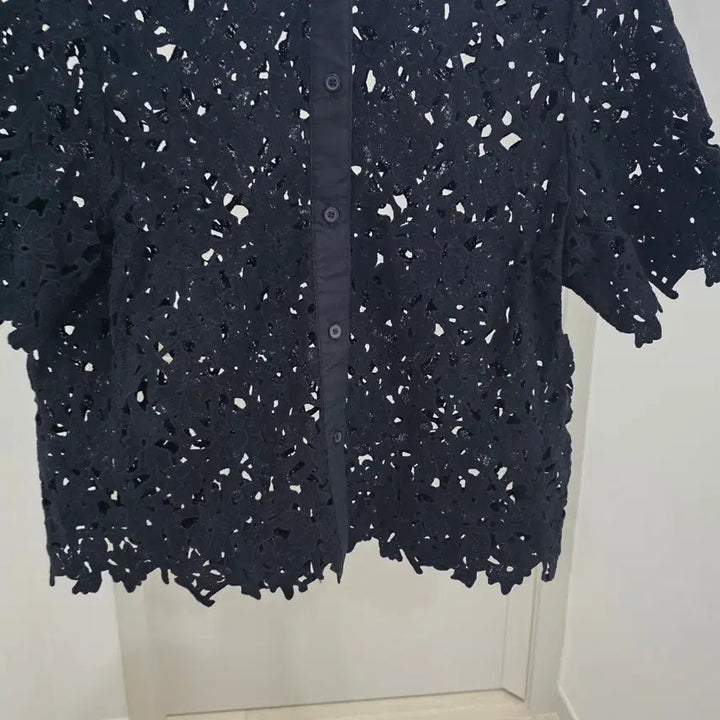 [BUNJANG] COS Black Lace Short Sleeve Shirt / COS 코스 블랙 레이스 반팔 셔츠