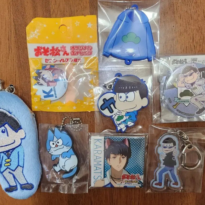 [BUNJANG] Osomatsusan Karamatsu Coin Pouch, Can Badge, Keyring Bundle Set / 오소마츠상 카라마츠 동전지갑, 캔뱃지, 키링 일괄