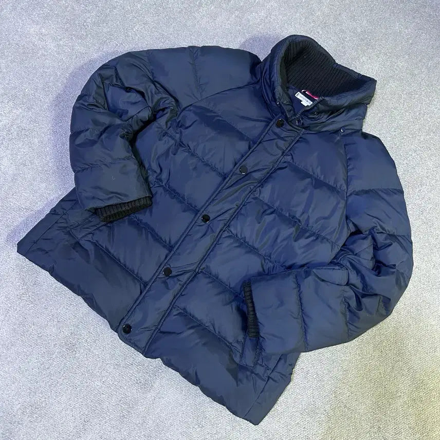 [SOLD OUT] 타미힐피거 네이비 패딩 점퍼 100
