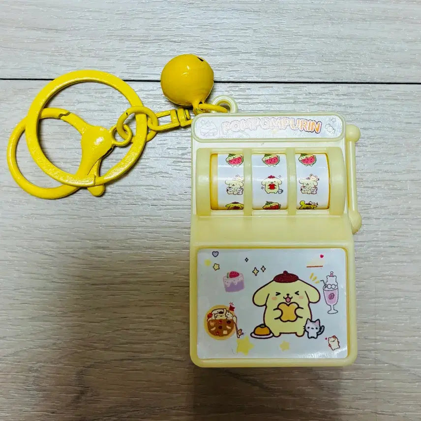 [BUNJANG] Sanrio Pompompurin Slot Machine Keyring Yellow / 산리오 폼폼푸린 슬롯머신 키링 옐로우