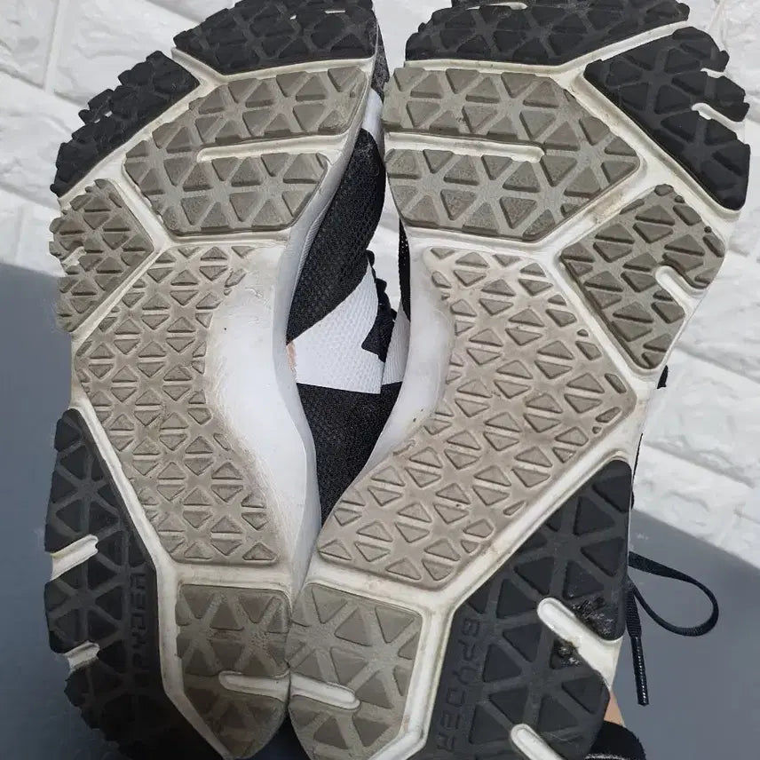 [BUNJANG] Spider K-Piper Sneakers / 스파이더 케이퍼 스니커즈