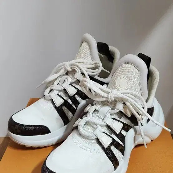 [BUNJANG] Louis Vuitton Archlight Sneakers / (36/230)루이비통신발 아치라이트 루이비통운동화 스니커즈