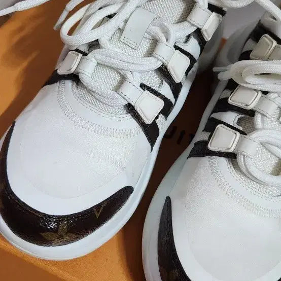 [BUNJANG] Louis Vuitton Archlight Sneakers / (36/230)루이비통신발 아치라이트 루이비통운동화 스니커즈