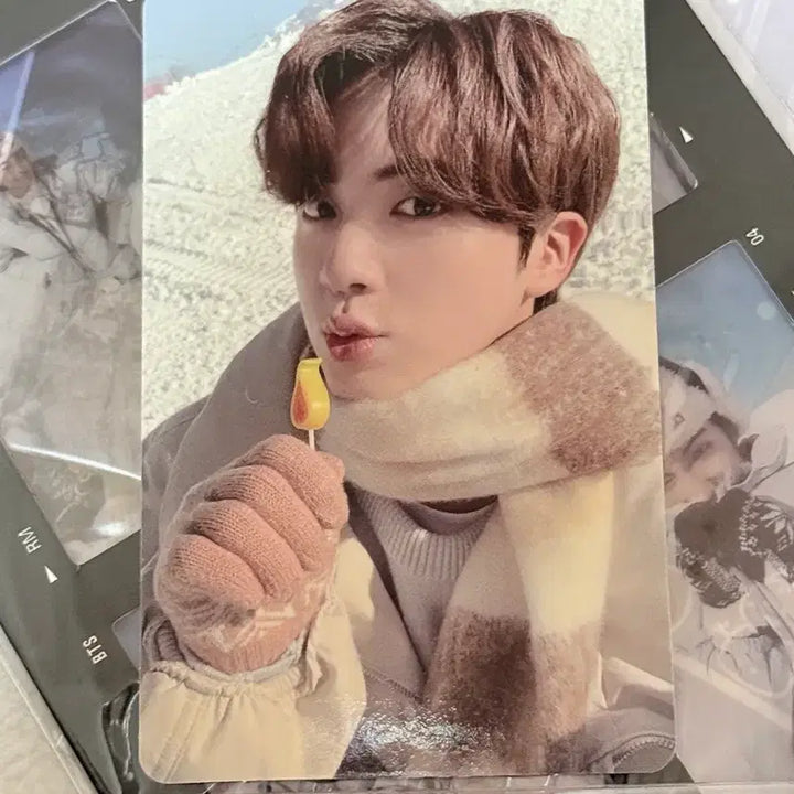 BTS winter package 방탄소년단 윈터패키지(포카 진 JIN)