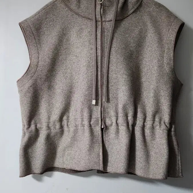 [BUNJANG] Hoodie Vest Beige / 후드 조끼 베스트 베이지 Free 사이즈