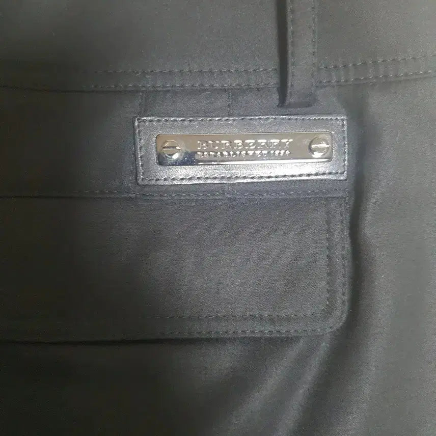 [BUNJANG] Burberry Skirt Size 28-30 / 버버리 스커트 상태좋고 깨끗해요 사이즈28~ 30