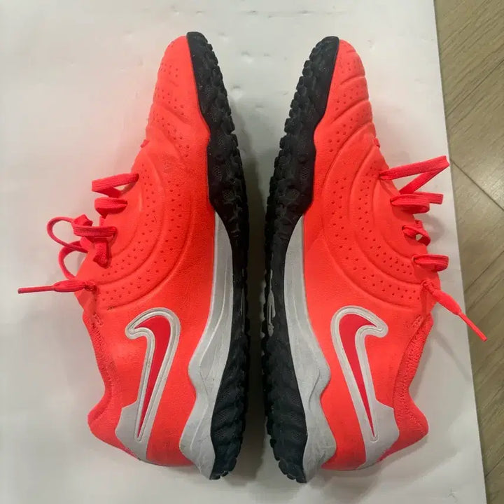 [SOLD OUT] 티엠포 레전드 10 프로 tf 260