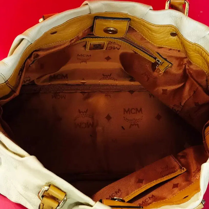 [BUNJANG] MCM Ivory & Brown Tote Bag / MCM 아이보리 & 브라운 토트백