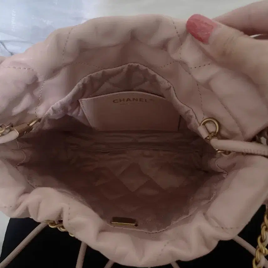[BUNJANG] Chanel 22 Mini Pink Bag / 샤넬 22백 미니 핑크 금장