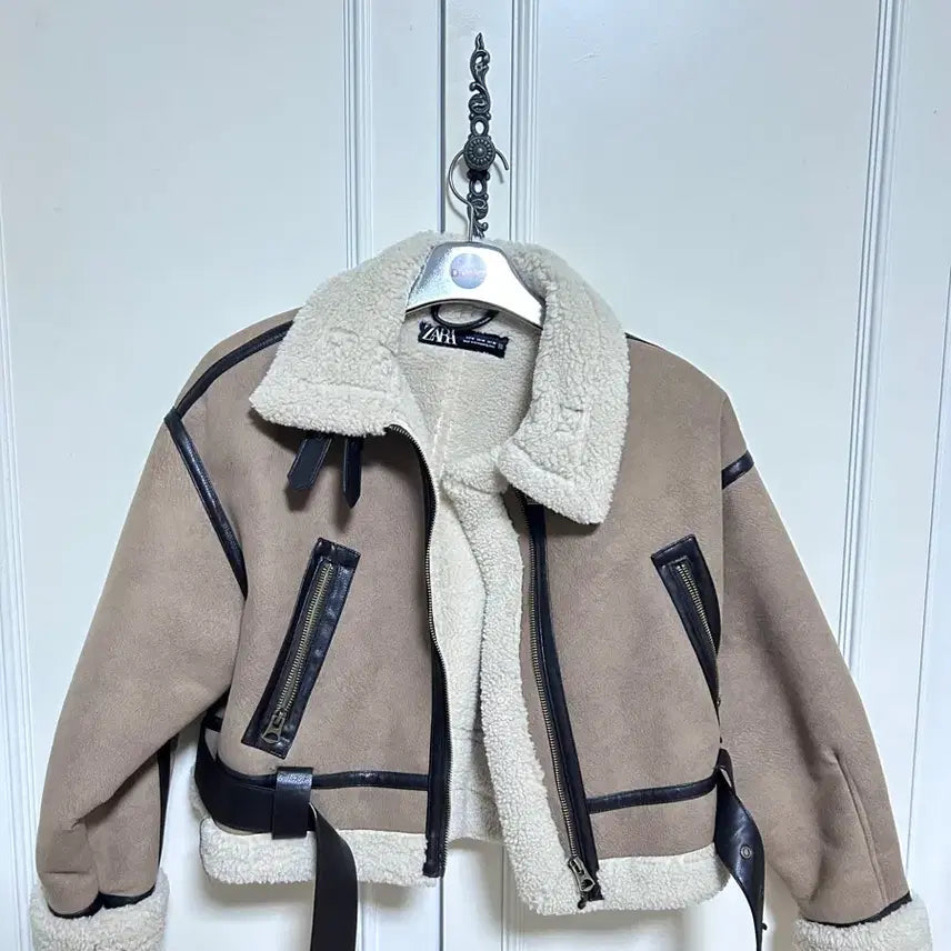 [BUNJANG] ZARA Double Faced Crop Jumper M / 자라 더블 페이스드 크롭 점퍼 무스탕 M