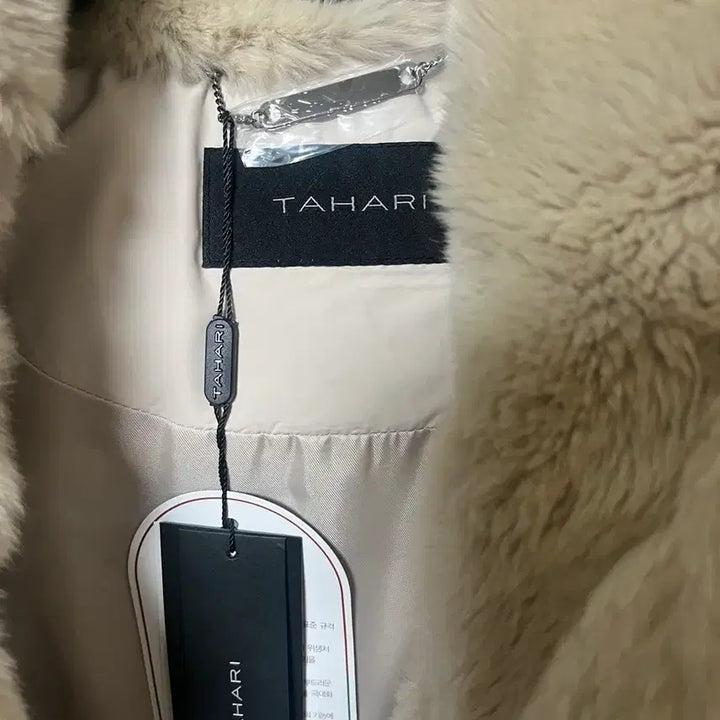 [BUNJANG] Tahari Goose Down Padded Jacket (New) / 타하리 구스 다운 패딩 (새상품)