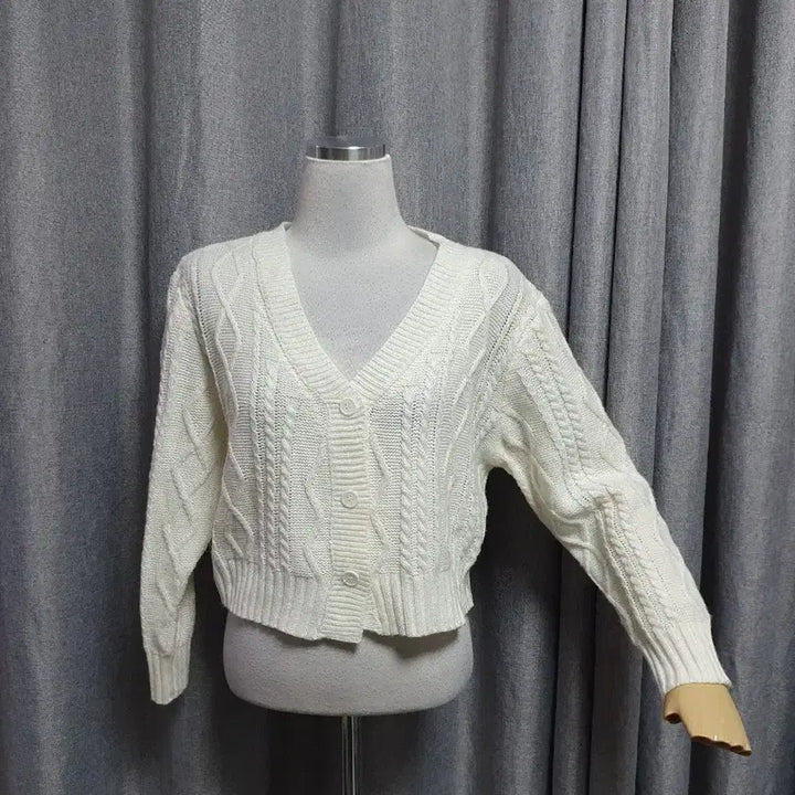 [BUNJANG] White Spring Cardigan / 화이트 봄 가디건