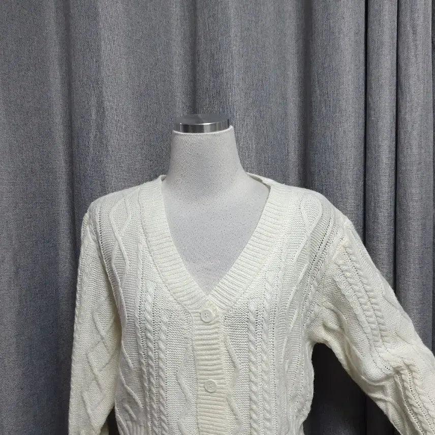 [BUNJANG] White Spring Cardigan / 화이트 봄 가디건