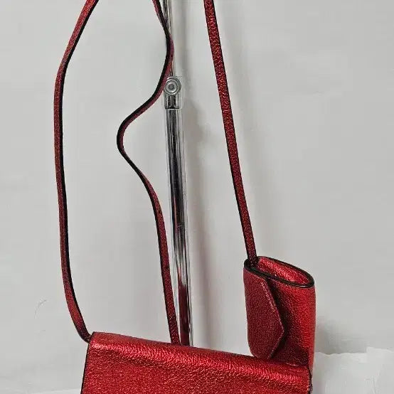 [BUNJANG] Calvin Klein Jeans Red Crossbody Mini Bag / 캘빈클라인 진 레드 크로스백 미니백