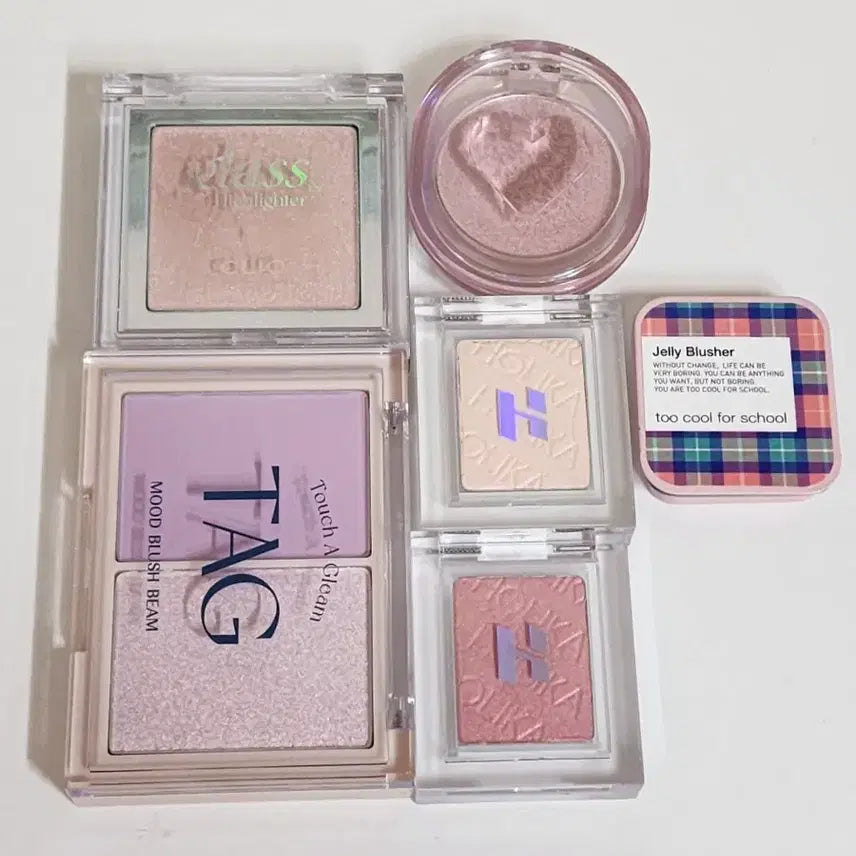 [BUNJANG] Various Brands Highlighter & Blush Bundle / 클리오 에뛰드 하이라이터 홀리카 피스빔 투쿨 블러셔 태그 블러쉬