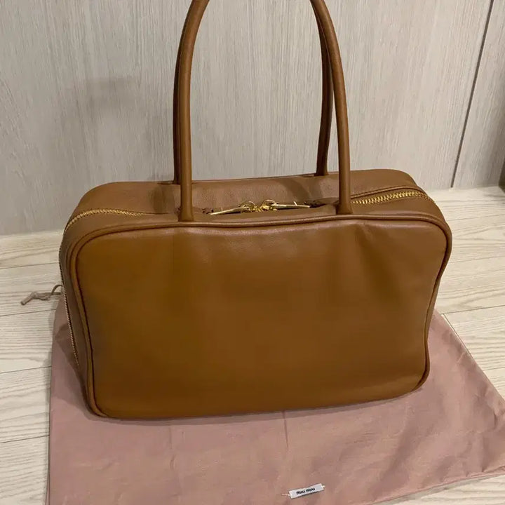 [BUNJANG] Miu Miu Large Bo Bag Cognac / (예약금)미우미우 보백 라지 꼬냑