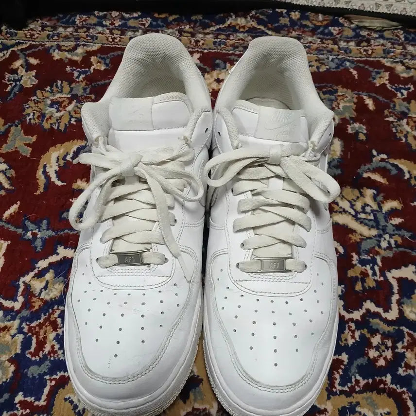 [BUNJANG] Nike Air Force 1 White Sneakers / (295) 나이키 에어포스1 화이트 올흰