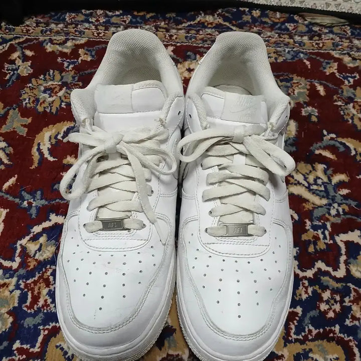 [BUNJANG] Nike Air Force 1 White Sneakers / (295) 나이키 에어포스1 화이트 올흰